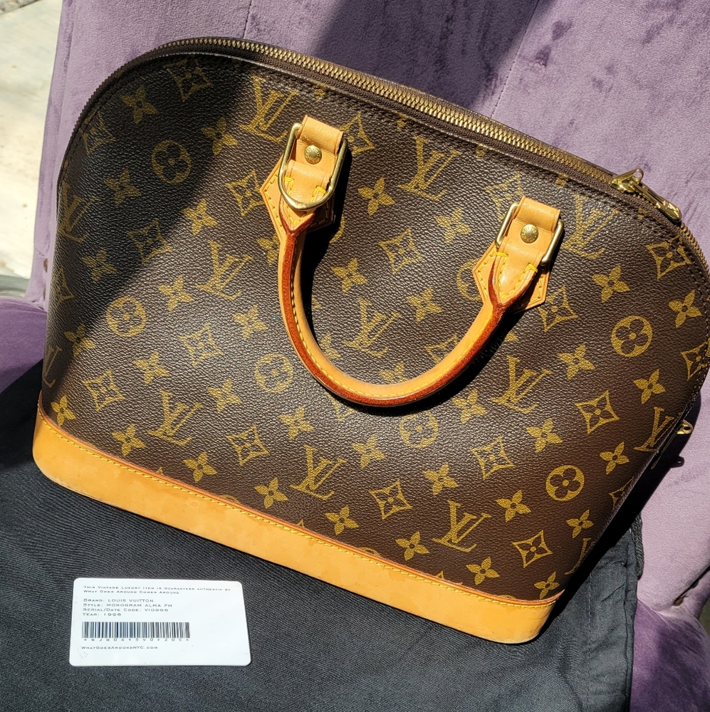 LOUIS VUITTON Handbag